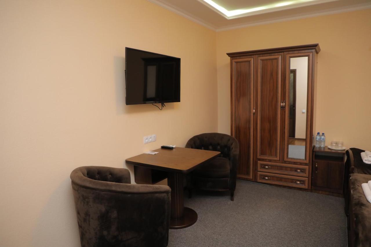 Hotel Brick House Самарканд Экстерьер фото