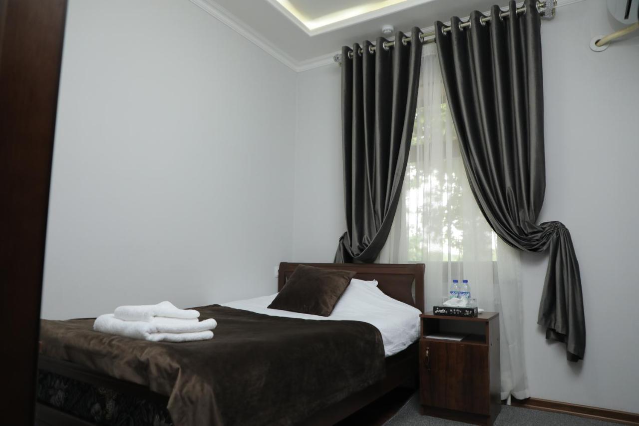 Hotel Brick House Самарканд Экстерьер фото